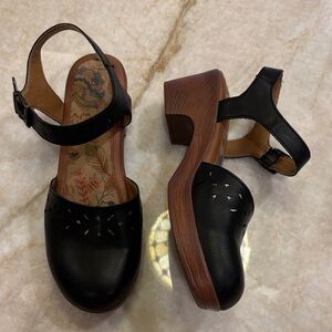NWOT BOC Jasmine Black Women's Sz 9M, Cut-out detail, Comfort Sandals Block heel